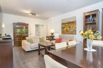 Middle Floor Apartment in Estepona