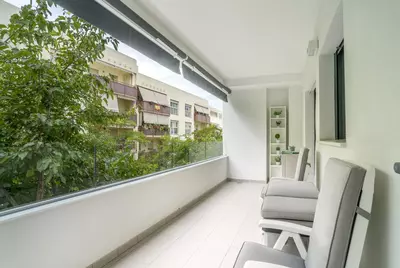 Middle Floor Apartment in Estepona