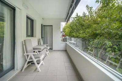 Middle Floor Apartment in Estepona