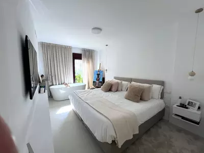 Ground Floor Apartment in Nueva Andalucía