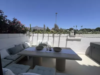 Ground Floor Apartment in Nueva Andalucía