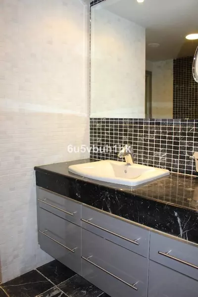 Middle Floor Apartment in Manilva