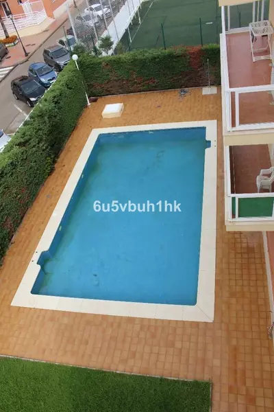 Middle Floor Apartment in Manilva