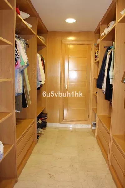 Middle Floor Apartment in Manilva