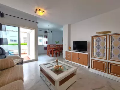 Middle Floor Apartment in Estepona