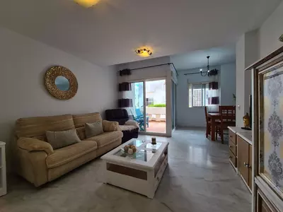 Middle Floor Apartment in Estepona
