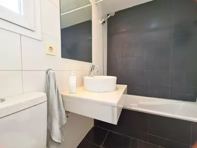Middle Floor Apartment in Estepona
