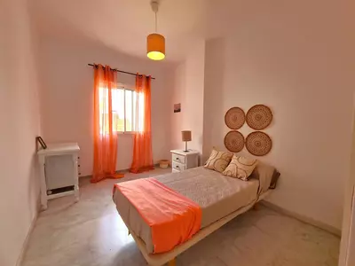 Middle Floor Apartment in Estepona
