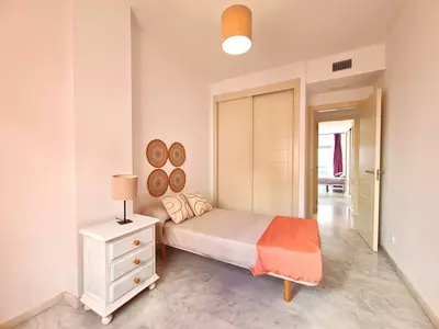 Middle Floor Apartment in Estepona