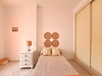 Middle Floor Apartment in Estepona