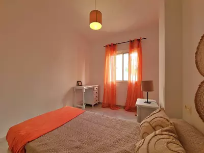 Middle Floor Apartment in Estepona
