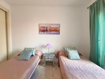 Middle Floor Apartment in Estepona