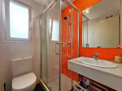 Middle Floor Apartment in Estepona