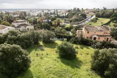 Residential Plot in Bel Air