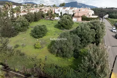Residential Plot in Bel Air