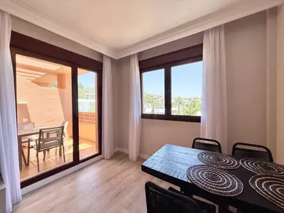Top Floor Apartment in Benahavís