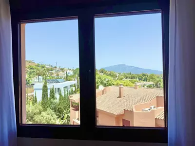 Top Floor Apartment in Benahavís