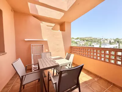 Top Floor Apartment in Benahavís