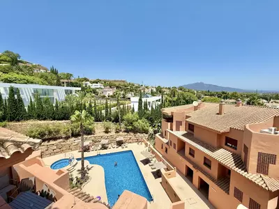 Top Floor Apartment in Benahavís