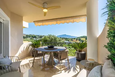 Middle Floor Apartment in Bel Air
