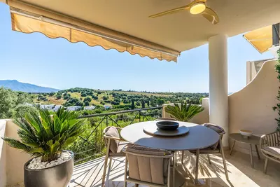 Middle Floor Apartment in Bel Air