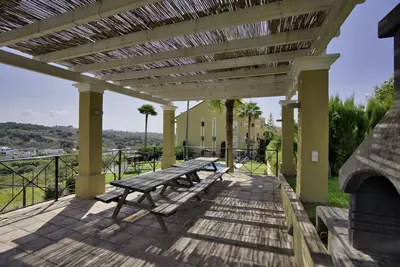 Middle Floor Apartment in Bel Air