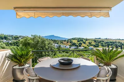 Middle Floor Apartment in Bel Air
