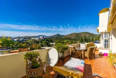 Middle Floor Apartment in Benahavís