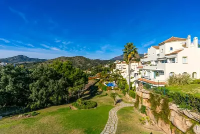 Middle Floor Apartment in Benahavís