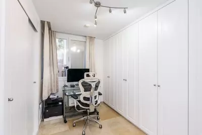 Middle Floor Apartment in Benahavís