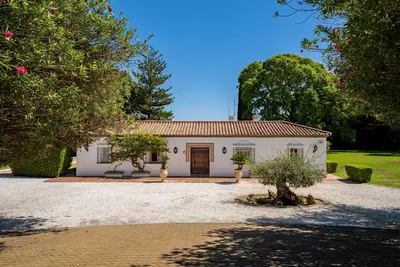 Finca - Cortijo in Cancelada