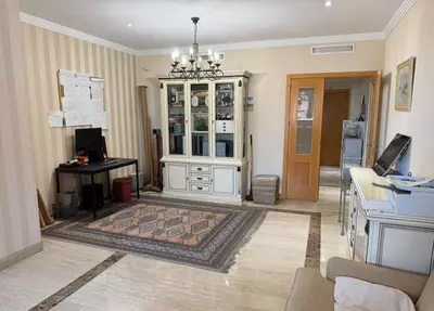 Middle Floor Apartment in Estepona