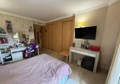 Middle Floor Apartment in Estepona