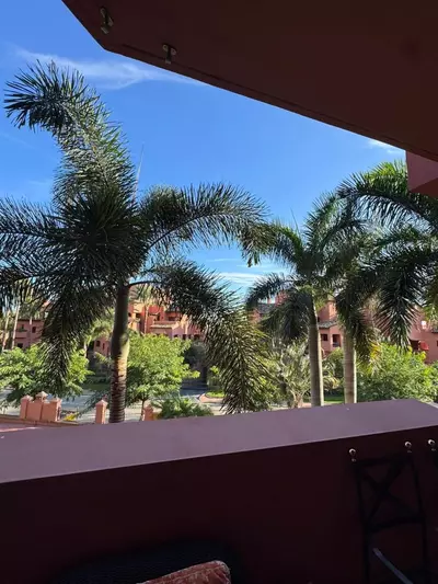 Middle Floor Apartment in Estepona