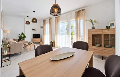 Middle Floor Apartment in Estepona
