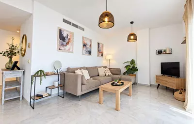 Middle Floor Apartment in Estepona