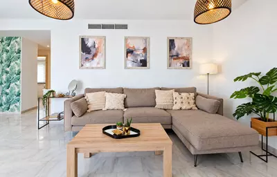 Middle Floor Apartment in Estepona