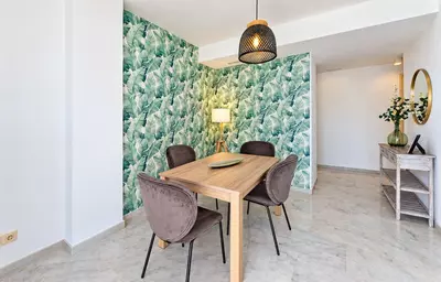 Middle Floor Apartment in Estepona
