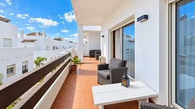 Middle Floor Apartment in Estepona