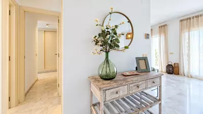 Middle Floor Apartment in Estepona