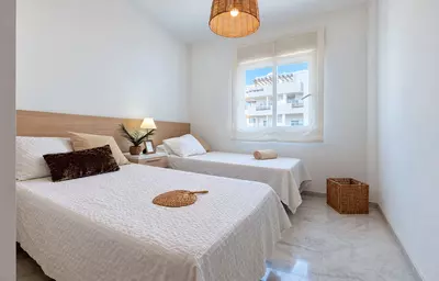 Middle Floor Apartment in Estepona