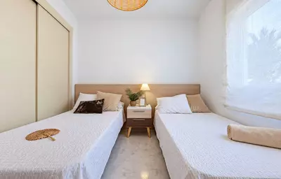 Middle Floor Apartment in Estepona