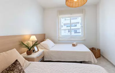 Middle Floor Apartment in Estepona