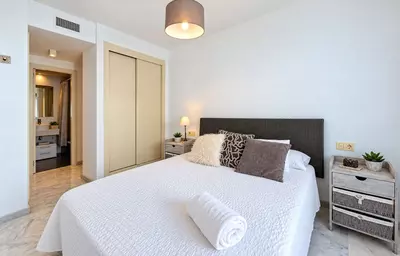 Middle Floor Apartment in Estepona
