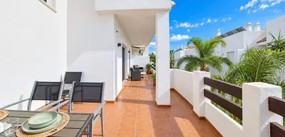 Middle Floor Apartment in Estepona