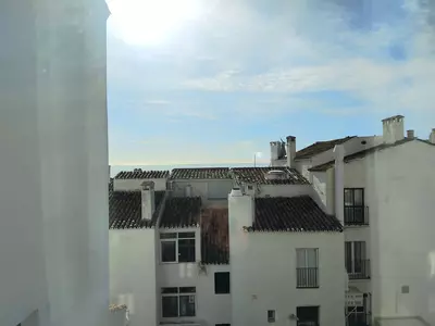 Middle Floor Apartment in Puerto Banús