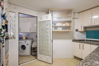 Middle Floor Apartment in Marbella