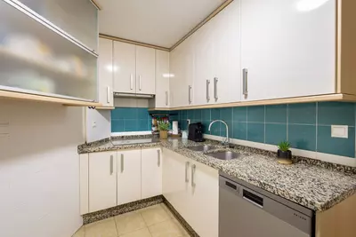 Middle Floor Apartment in Marbella