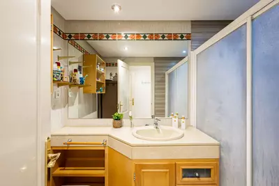 Middle Floor Apartment in Marbella