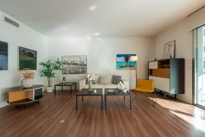 Middle Floor Apartment in Marbella